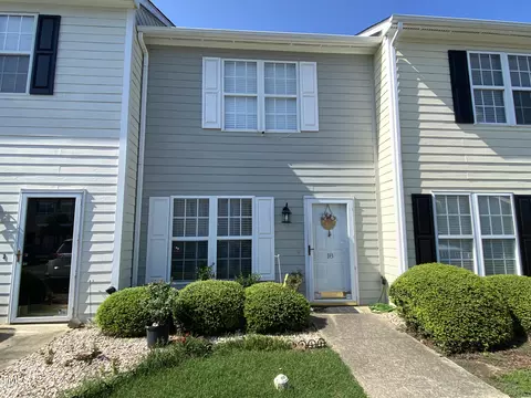 18 Cheltenham Dr, Clayton, NC 27520