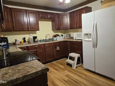 815 Ridgeway Ave, Durham, NC 27701 photo 17