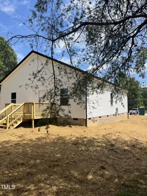1652 Lower Hopedale Rd # B, Burlington, NC 27217