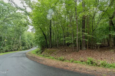 7001 Windover Dr, Durham, NC 27712