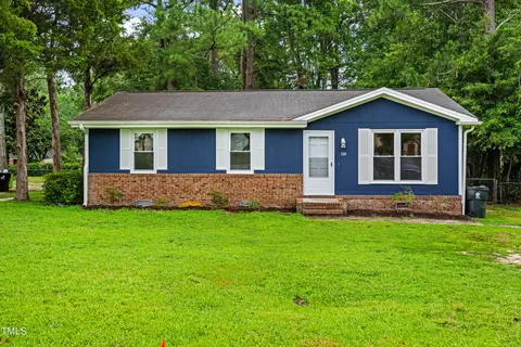 106 E Judd St, Zebulon, NC 27597