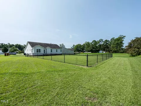 104 Willmont Ct, Benson, NC 27504 photo 25