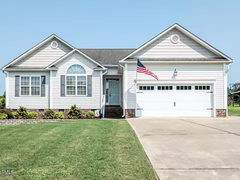 104 Willmont Ct, Benson, NC 27504