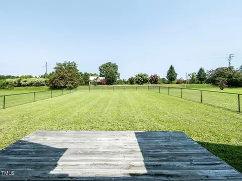 104 Willmont Ct, Benson, NC 27504 photo 28