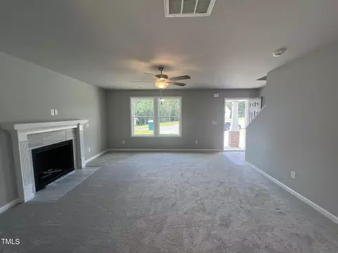 321 Constellation Ct, Benson, NC 27504 photo 4
