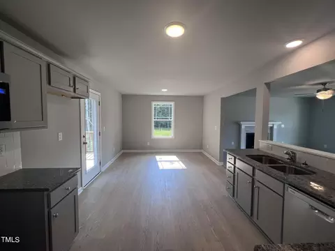 321 Constellation Ct, Benson, NC 27504 photo 11