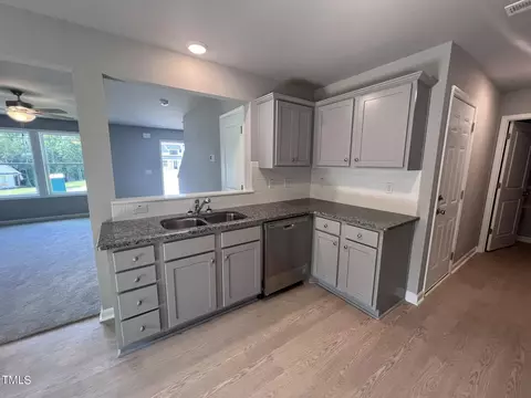 321 Constellation Ct, Benson, NC 27504 photo 9