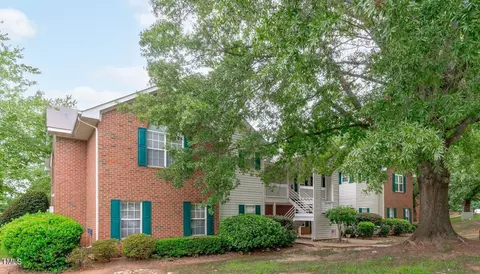 1112 Renshaw Ct, Cary, NC 27518