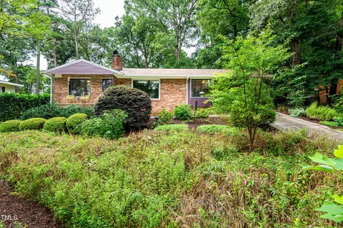 1012 Ravenwood Dr, Raleigh, NC 27606