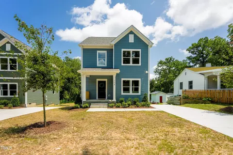 104 N Benjamine St, Durham, NC 27703