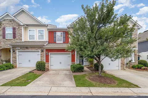 2418 Memory Ridge Dr, Raleigh, NC 27606