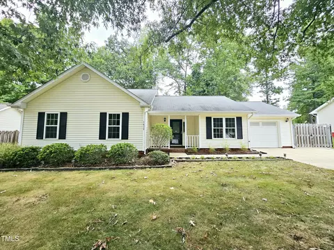 1412 Brompton Ln, Garner, NC 27529