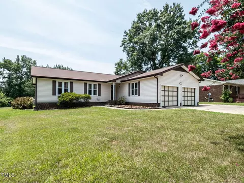 204 Bainbridge Cir, Garner, NC 27529