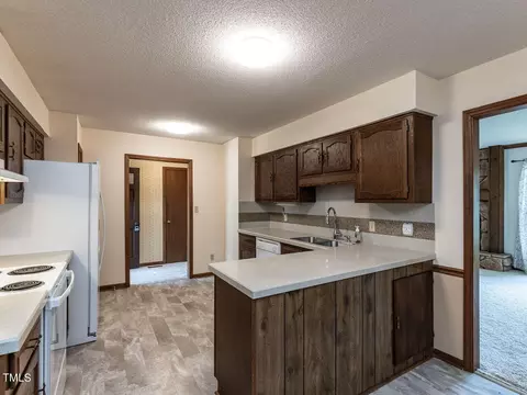 204 Bainbridge Cir, Garner, NC 27529 photo 5