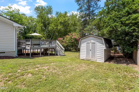 Exterior - 1101 Paddock Dr, Raleigh, NC 27609 photo 6 of 10