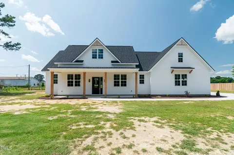 6591 Green Path Rd, Dunn, NC 28334