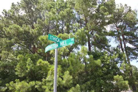 16 Ithica Ln, Bunnlevel, NC 28323 photo 4