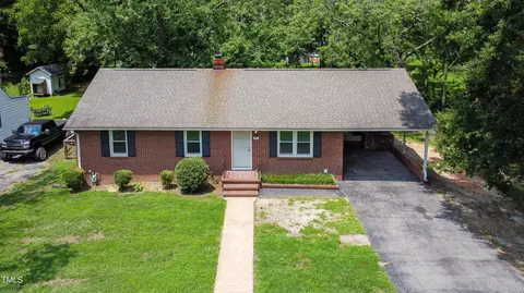 437 Norvell St, Henderson, NC 27536