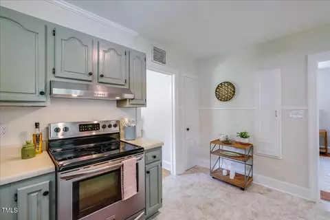 Kitchen - 4425 Ryan St, Durham, NC 27704 photo 4 of 4