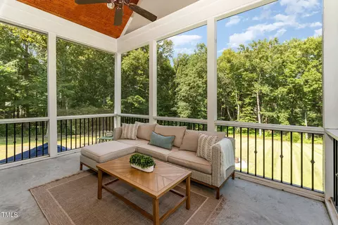229 Robbins Rd, Durham, NC 27703 photo 8