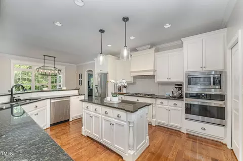 229 Robbins Rd, Durham, NC 27703 photo 13