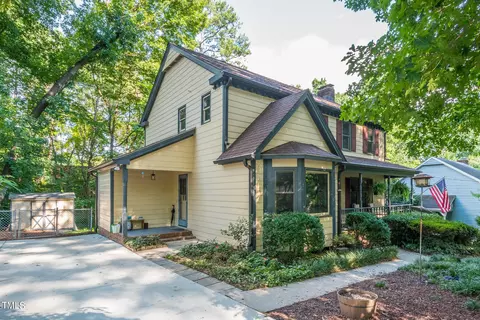 5008 Tanglewood Dr, Raleigh, NC 27612