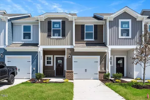 880 Rolling Flds Dr, Graham, NC 27253
