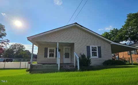 403 N Sellers St, Selma, NC 27576