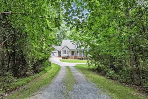 109 Tree Farm Ln, Angier, NC 27501 photo 3
