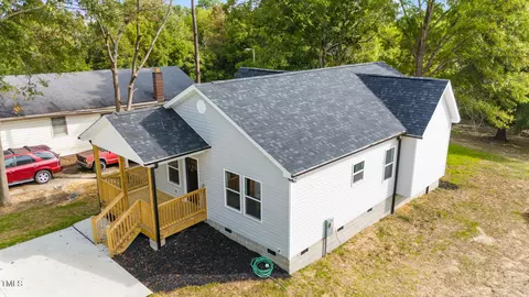607 Lee St, Burlington, NC 27217