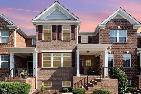 308 Old Mill Village Dr, Apex, NC 27502