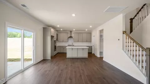 248 Umstead St, Sanford, NC 27330 photo 10