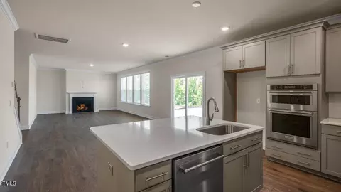 248 Umstead St, Sanford, NC 27330 photo 17
