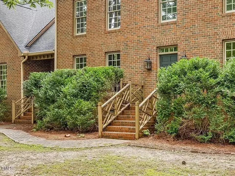 5213 Blue Stem Ct, Raleigh, NC 27606