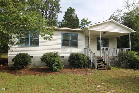 167 Woodlawn St, West End, NC 27376