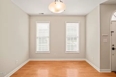 112 Grapevine Trl, Durham, NC 27707 photo 4