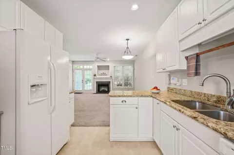 112 Grapevine Trl, Durham, NC 27707 photo 7