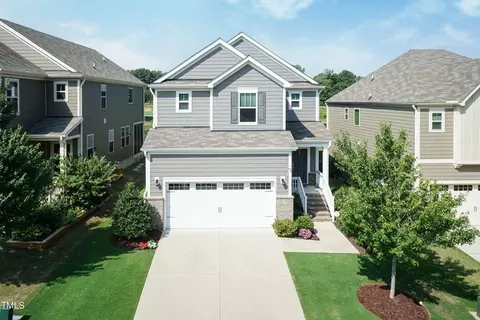 2130 Gregor Overlook Ln, Apex, NC 27502