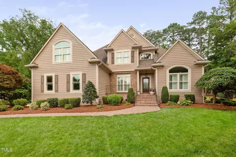 104 Reinhold Ln, Cary, NC 27513