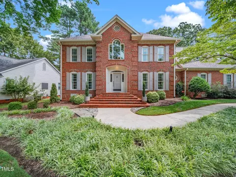 103 Meadowglades Ln, Cary, NC 27518