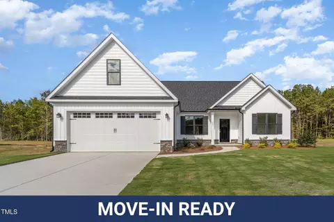 607 Tuscany Cir, Princeton, NC 27569