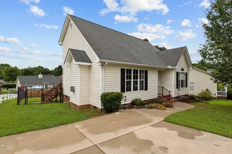 2302 Wood Duck Dr, Graham, NC 27253