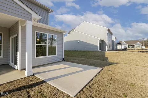 Exterior - 82 Gander Dr, Benson, NC 27504 photo 4 of 7