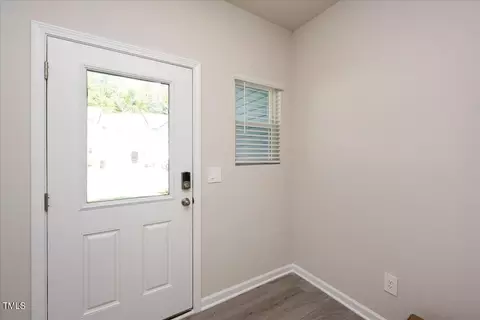924 Rolling Flds Dr, Graham, NC 27253 photo 2