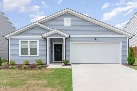 1525 Arapahoe Ridge Dr, Raleigh, NC 27604