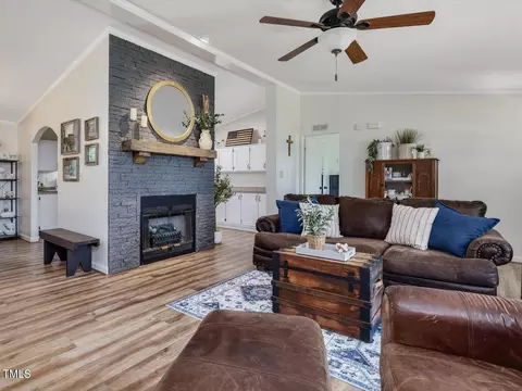 Living - 694 Sellars Rd, Cameron, NC 28326 photo 4 of 4