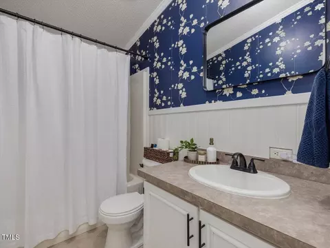 Bath - 694 Sellars Rd, Cameron, NC 28326 photo 4 of 5