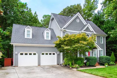 3301 Clandon Park Dr, Raleigh, NC 27613