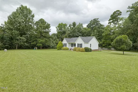 1801 Blue Marble Ct, Willow Spring, NC 27592 photo 4
