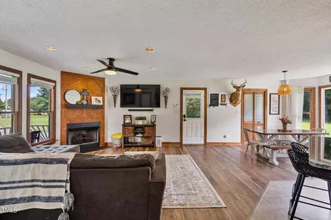 402 Lucas Rd, Dunn, NC 28334 photo 8